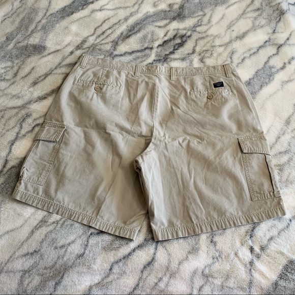 Men's Dockers Cargo Shorts Size 42 - Picture 3 of 7
